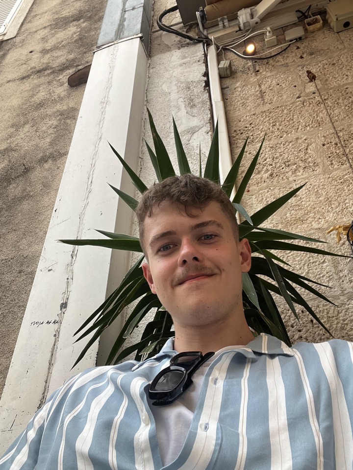 Nikodem Zychma — Code & Coffee